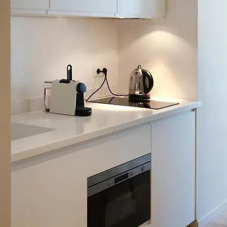 Les De Catherine, La 35 *