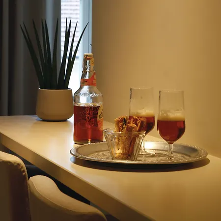 Les De Catherine, La 35 Lejlighed