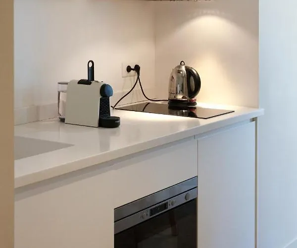 Les De Catherine, La 35 *